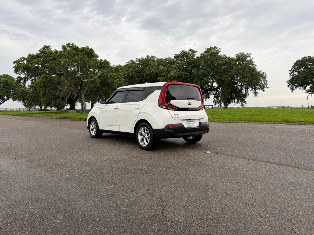 2020 Kia Soul Image 3