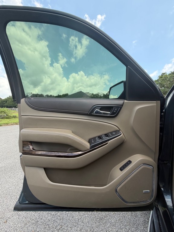 2019 GMC Yukon Image 9
