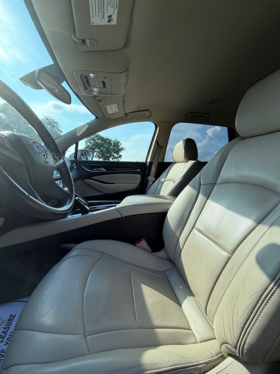2018 Buick Enclave Image 10