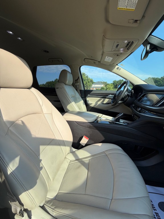 2018 Buick Enclave Image 15