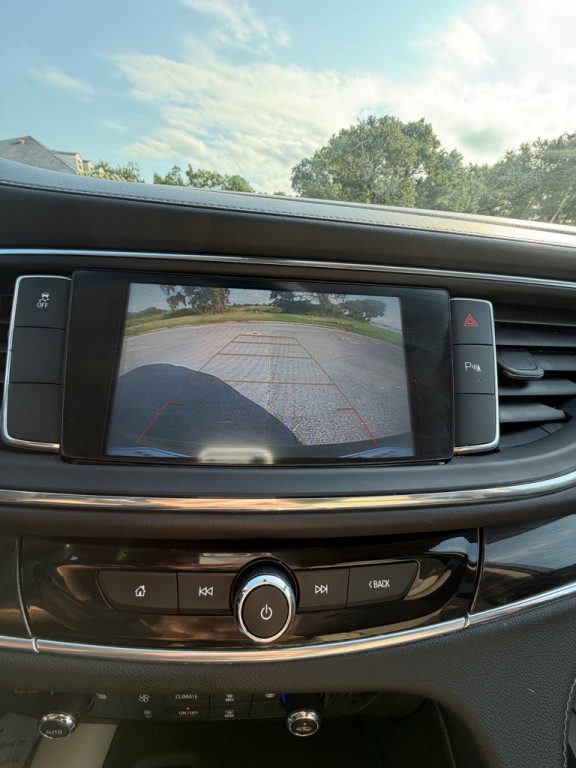 2018 Buick Enclave Image 30
