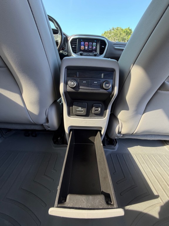 2019 GMC Acadia Image 19