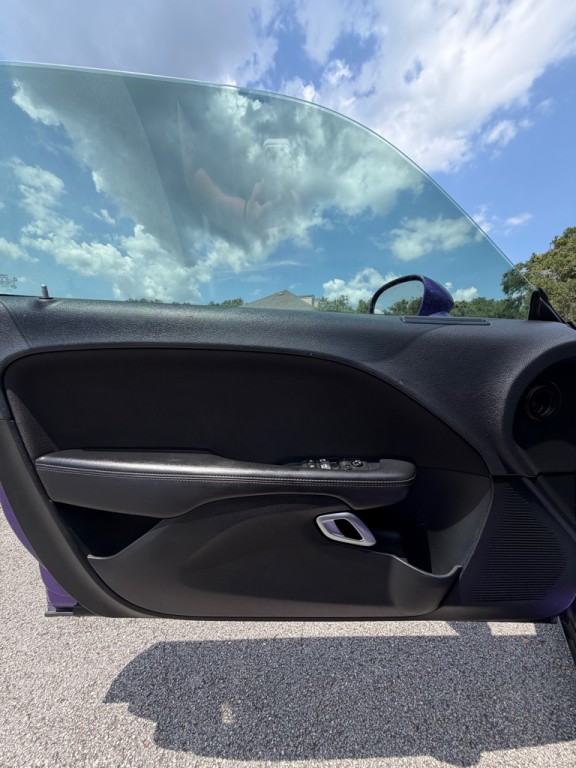 2018 Dodge Challenger Image 9