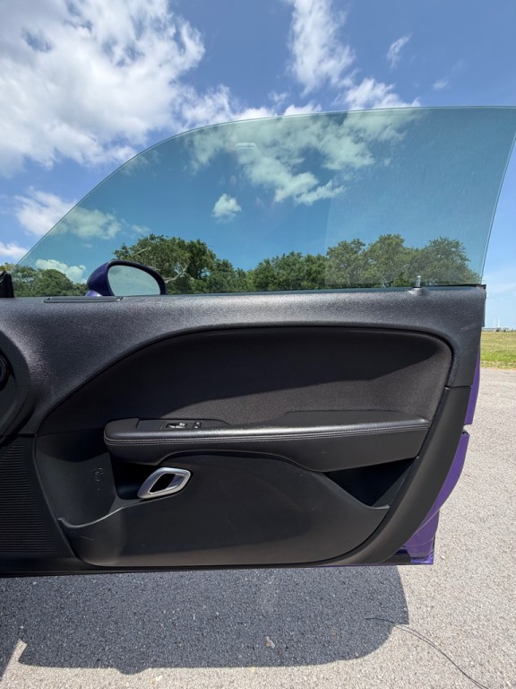 2018 Dodge Challenger Image 12