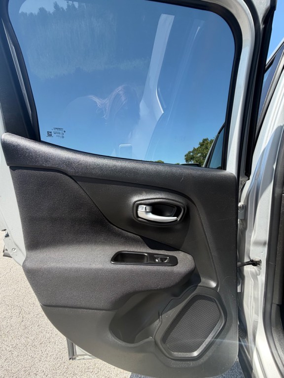 2020 Jeep Renegade Image 11