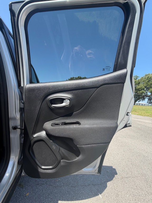 2020 Jeep Renegade Image 15