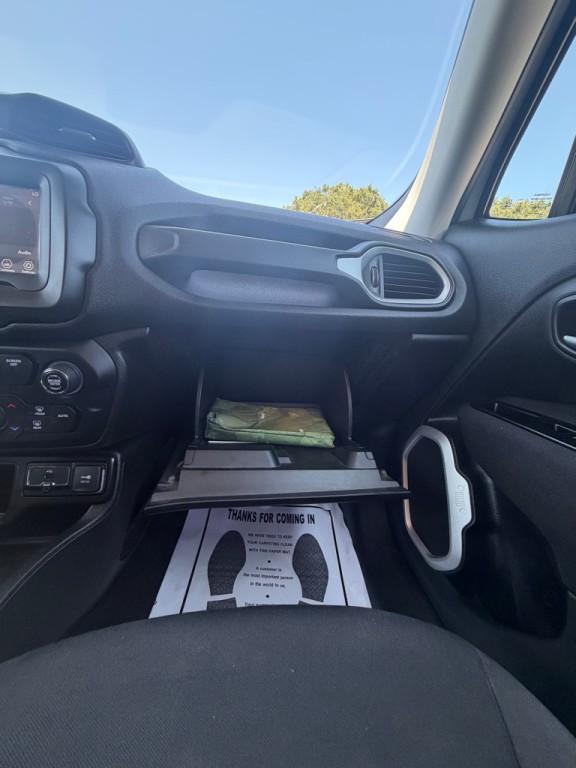 2020 Jeep Renegade Image 25