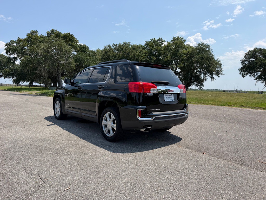 2017 GMC Terrain Image 3