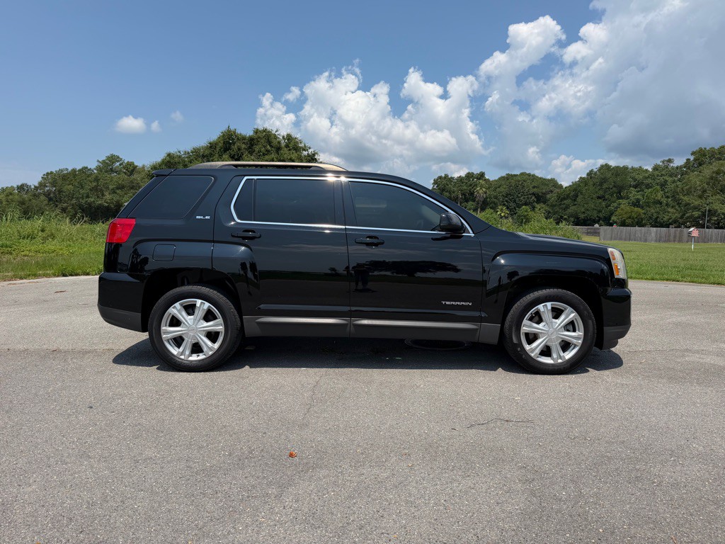 2017 GMC Terrain Image 6