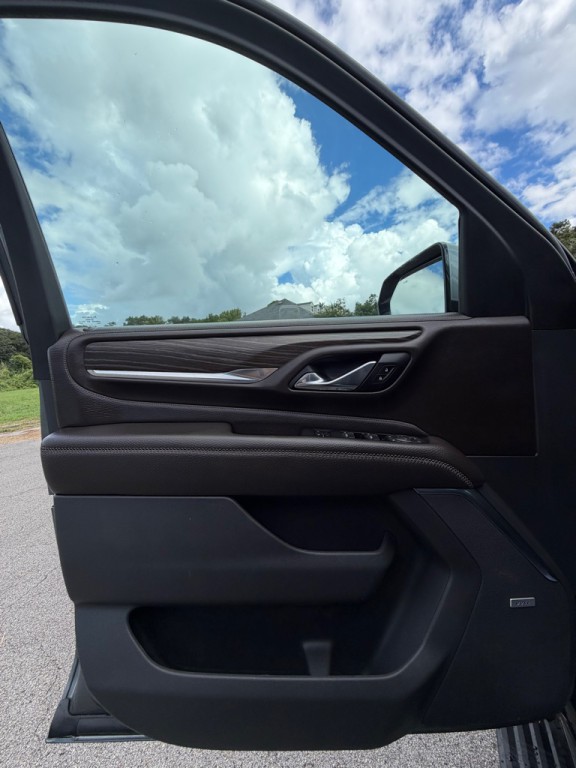 2021 GMC Yukon Image 10