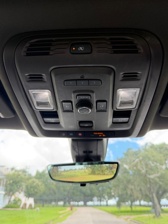 2021 GMC Yukon Image 27