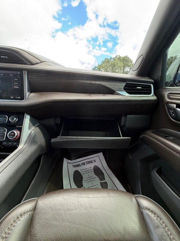 2021 GMC Yukon Image 28