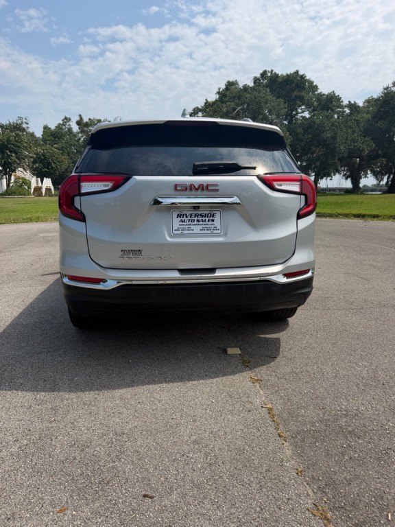2022 GMC Terrain Image 4