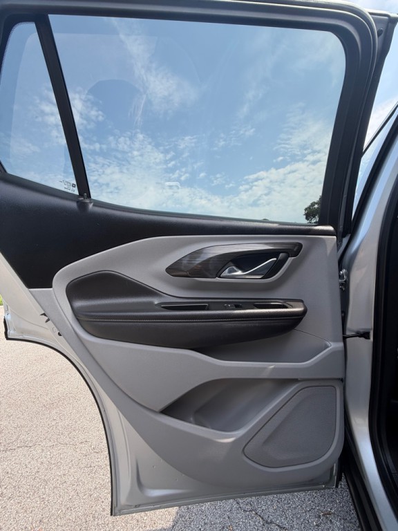2022 GMC Terrain Image 11
