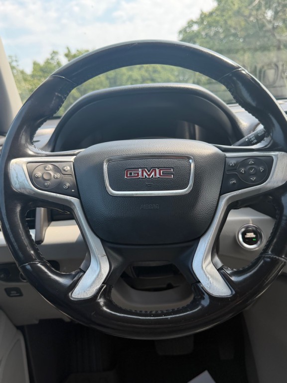 2022 GMC Terrain Image 21