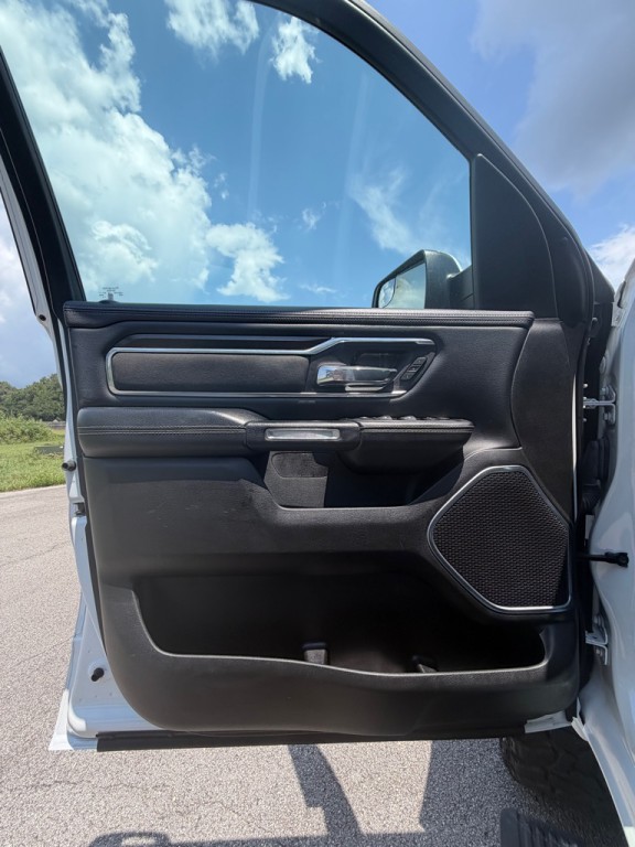 2022 RAM 1500 Image 8