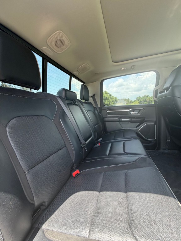 2022 RAM 1500 Image 15