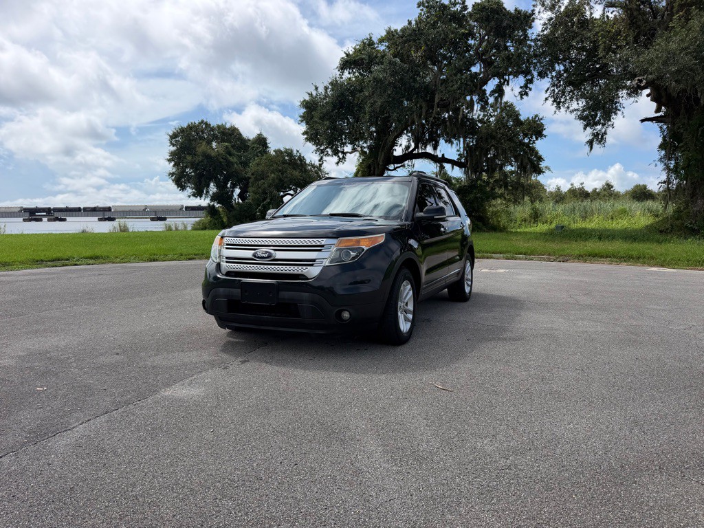 2014 Ford Explorer Image 1