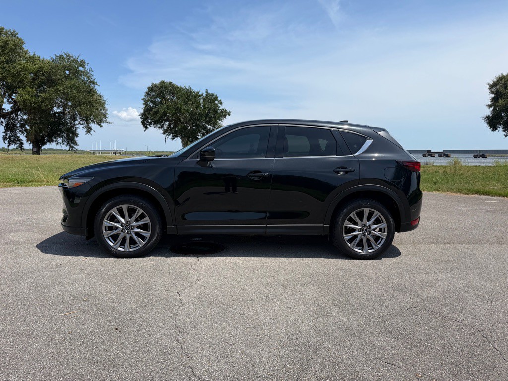 2020 Mazda CX-5 Image 2