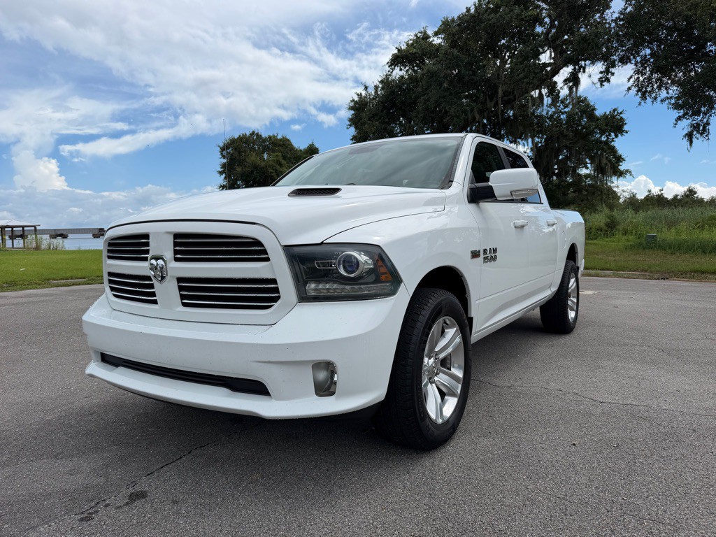 2016 RAM 1500 Image 2