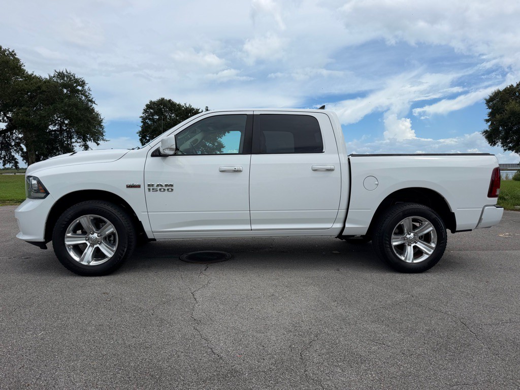 2016 RAM 1500 Image 3
