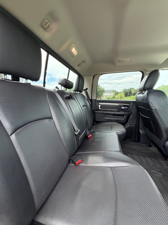 2016 RAM 1500 Image 17