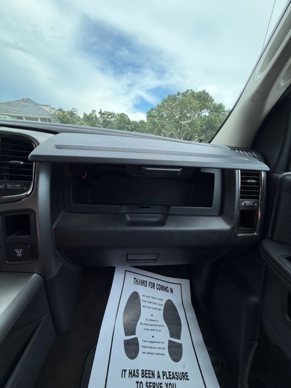 2016 RAM 1500 Image 27