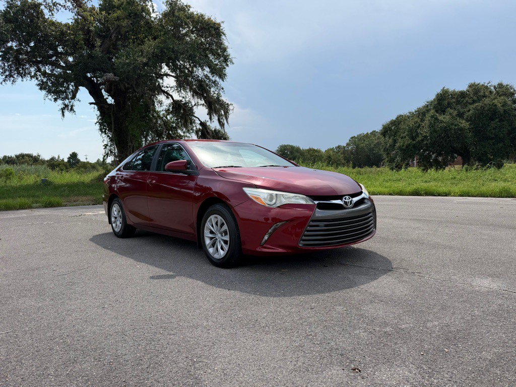 2017 Toyota Camry Image 7