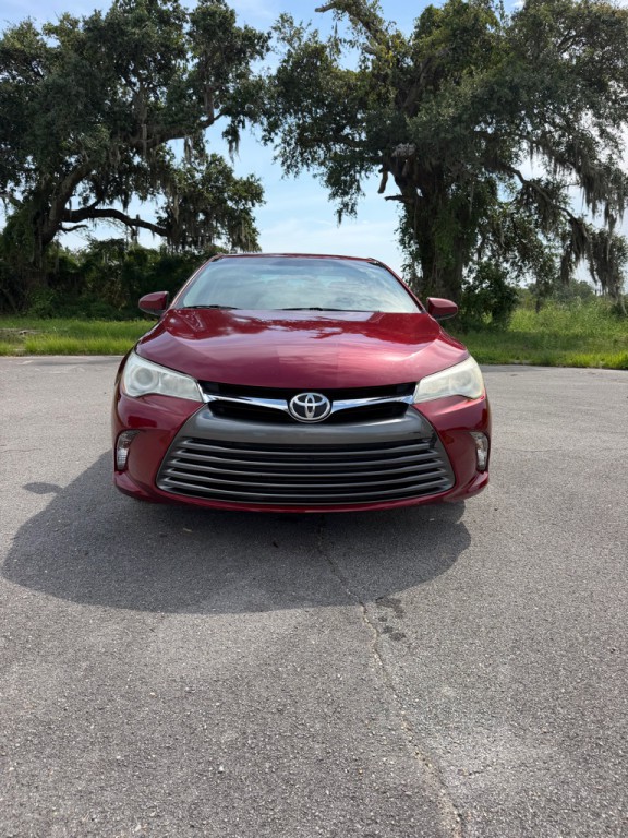 2017 Toyota Camry Image 8