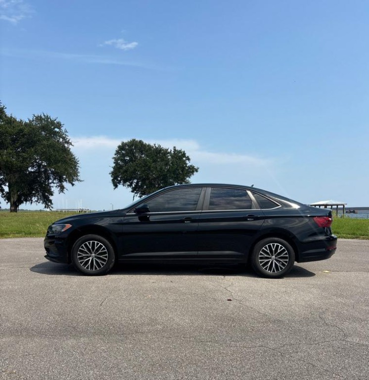 2021 Volkswagen Jetta Image 2