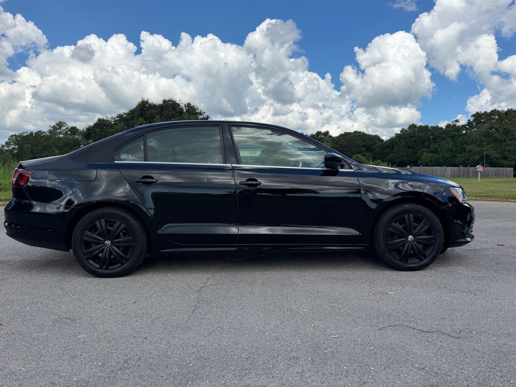 2017 Volkswagen Jetta Image 7