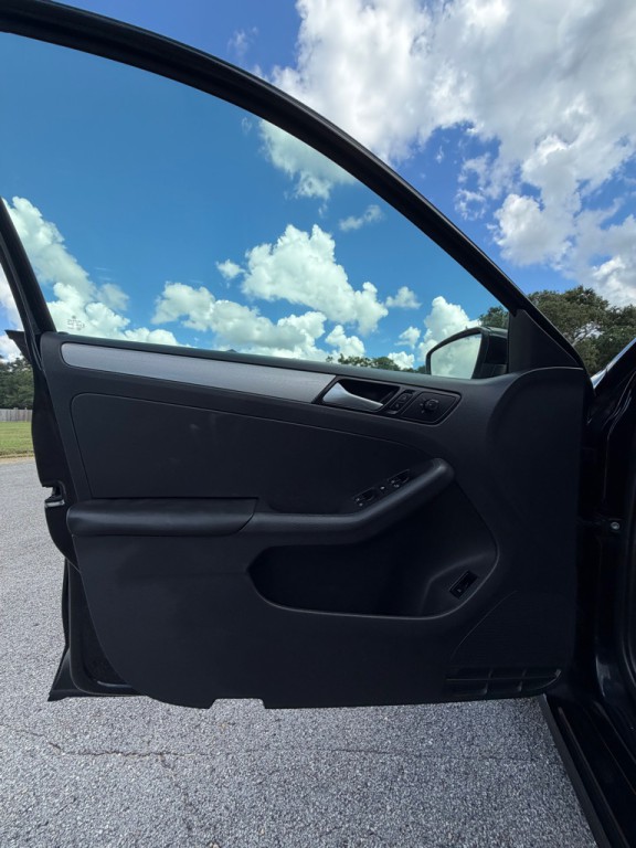2017 Volkswagen Jetta Image 10