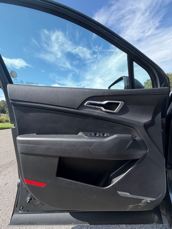 2023 Kia Sportage Image 9