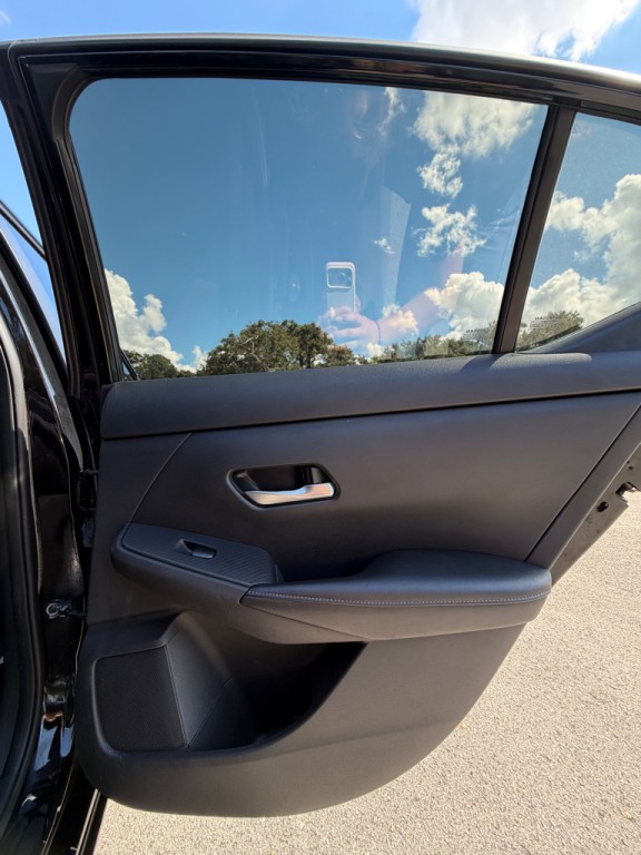 2023 Nissan Sentra Image 16