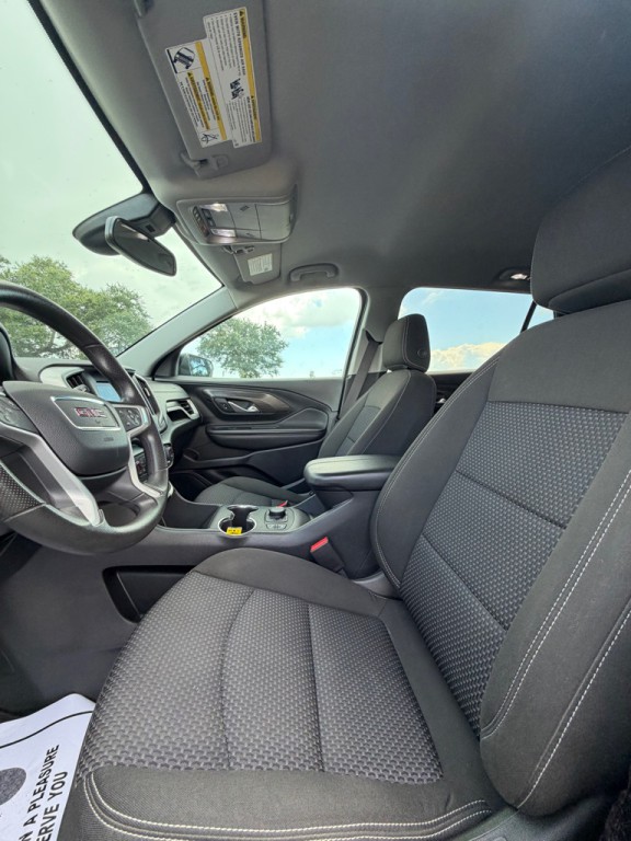 2022 GMC Terrain Image 11
