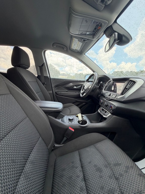 2022 GMC Terrain Image 15