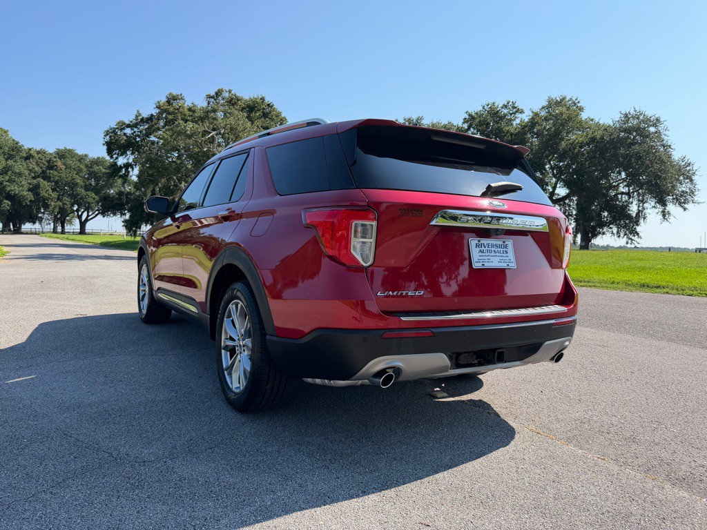 2021 Ford Explorer Image 4