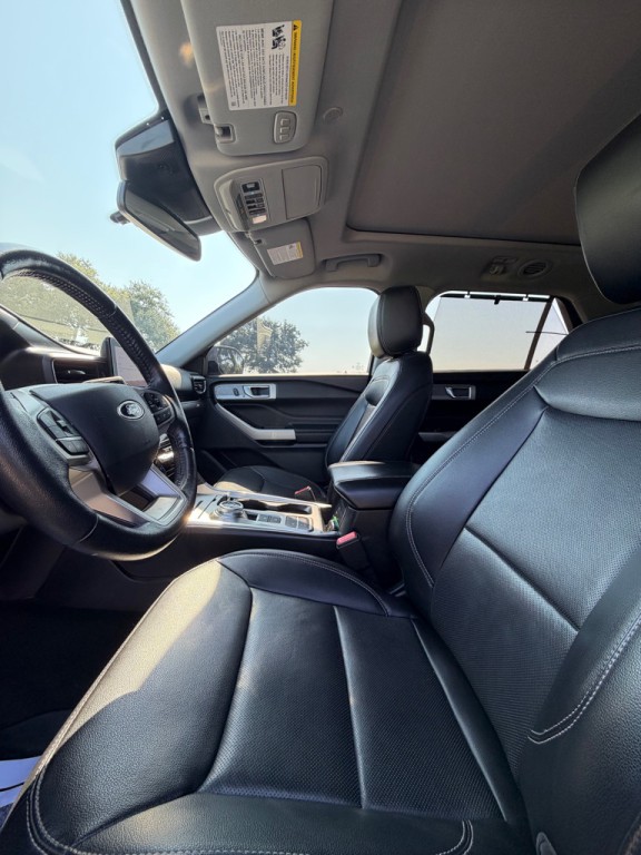 2021 Ford Explorer Image 11