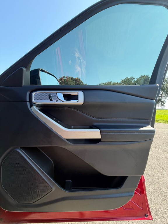 2021 Ford Explorer Image 16
