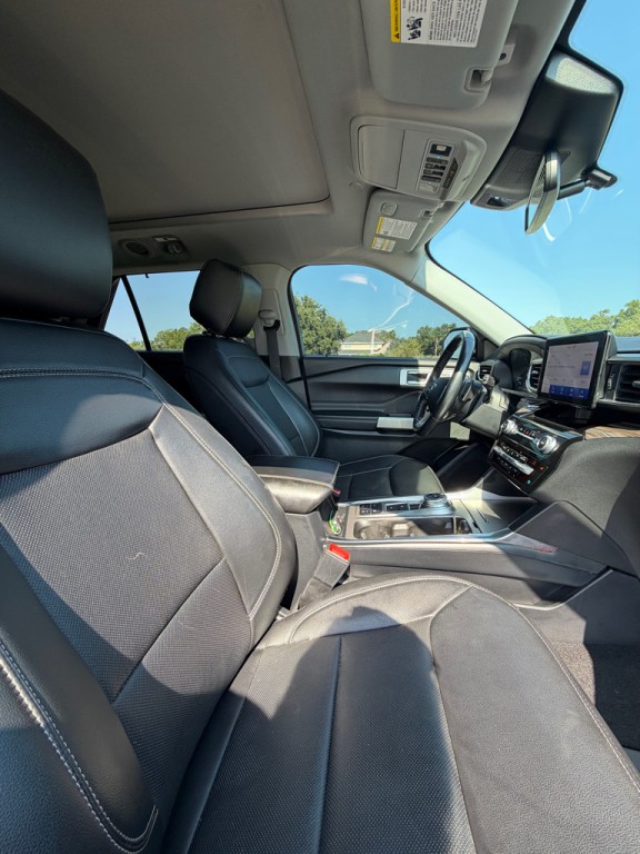 2021 Ford Explorer Image 17