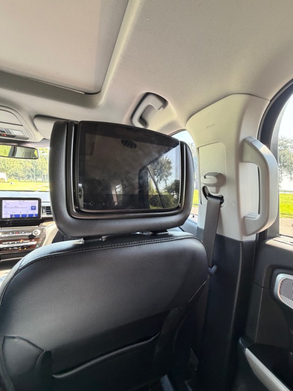 2021 Ford Explorer Image 25