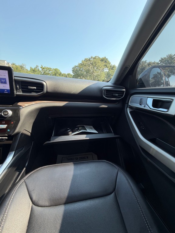 2021 Ford Explorer Image 35