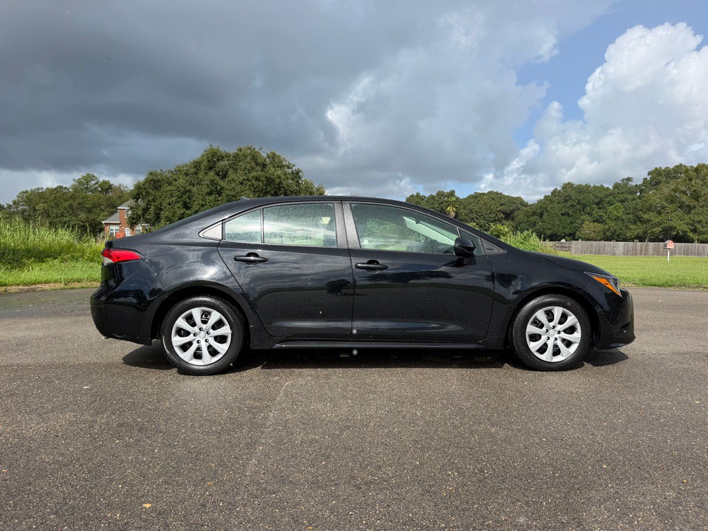 2025 Toyota Corolla Image 7