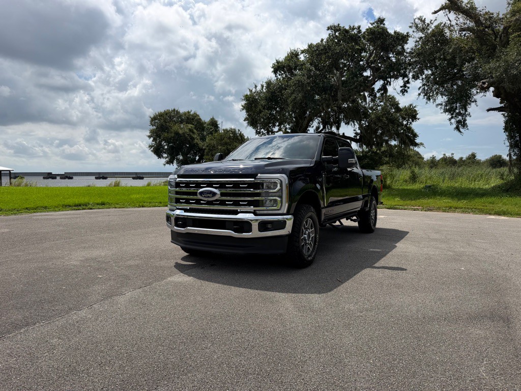 2024 Ford F-250 Image 1