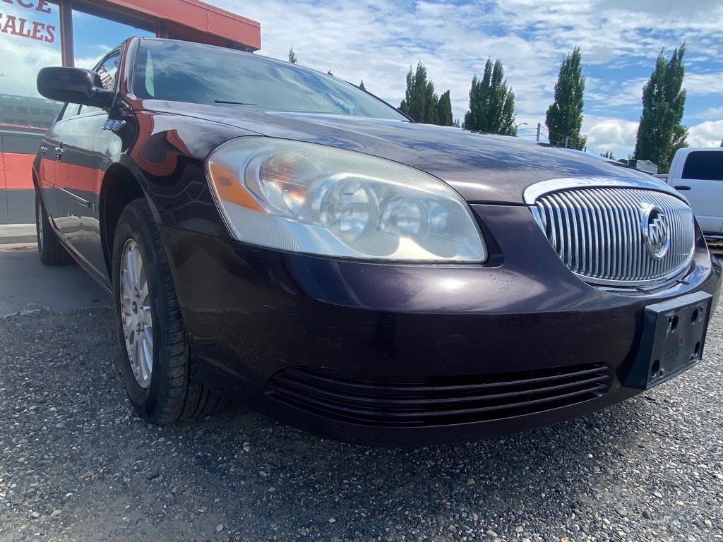 2008 Buick Lucerne Image 2