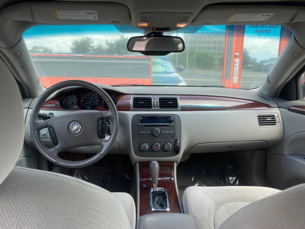 2008 Buick Lucerne Image 6