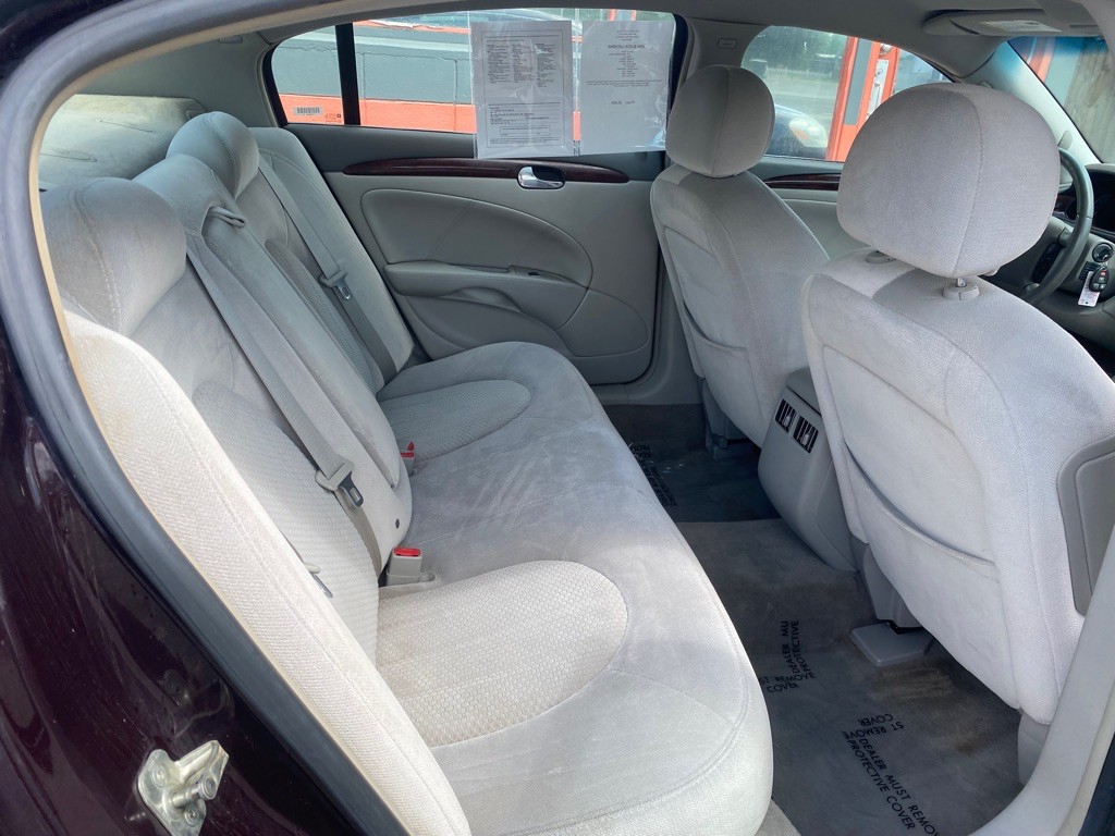 2008 Buick Lucerne Image 10