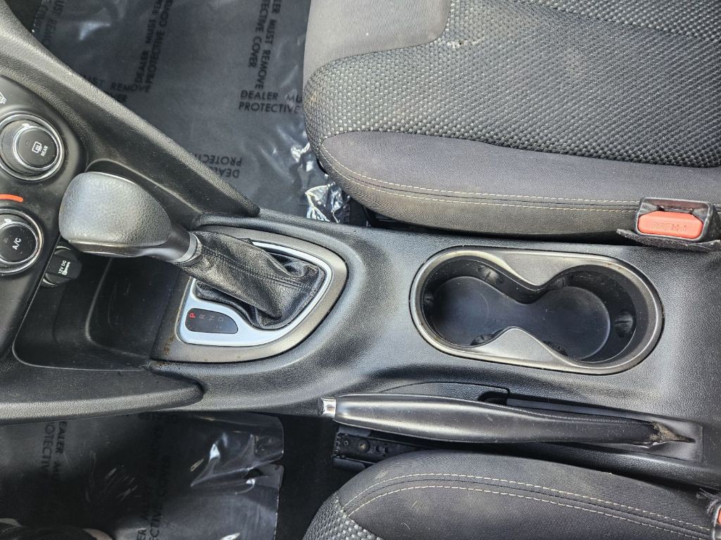 2015 Dodge Dart Image 13