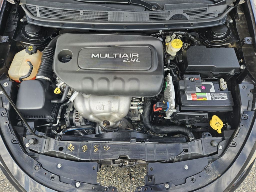 2015 Dodge Dart Image 30