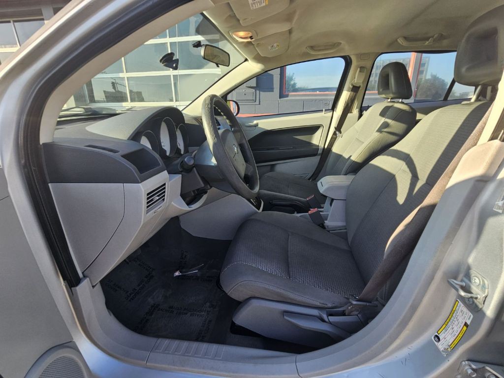 2007 Dodge Caliber Image 7